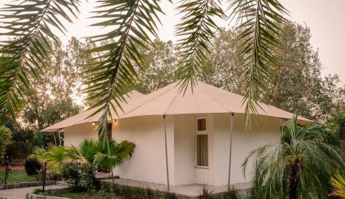 Tent: 10% off on F&B