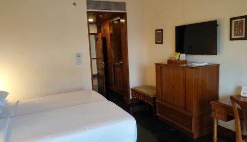 Twin Room with Pool View - 20% Discount on F&B and SPA (till 30th Sep 2026)