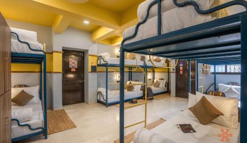 Bed in 10-Bed Mixed Dormitory Room