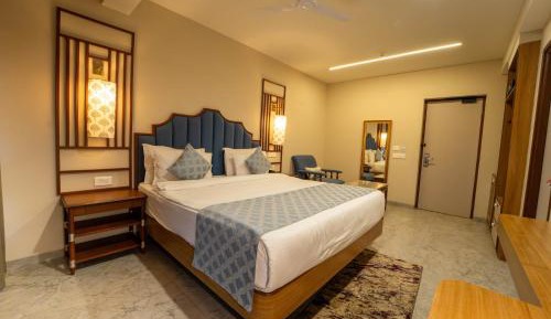 Deluxe Double Room with Balcony