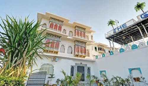 Deluxe Double Room with Castle View