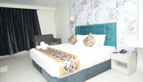 Deluxe Queen Room