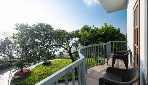 Deluxe Double Room with Balcony