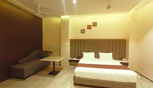 Superior King Room