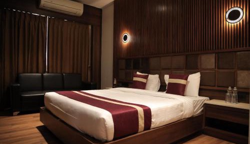 Superior King Suite