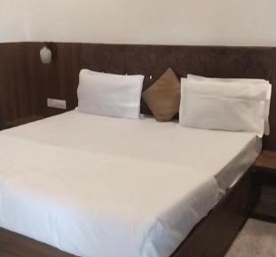 Superior King Suite