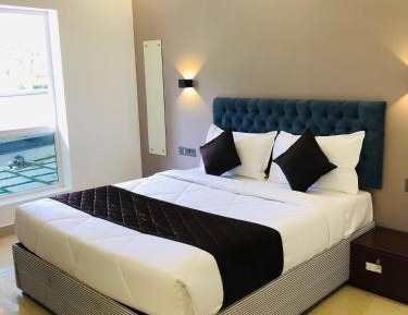 Deluxe Double Room with Bath