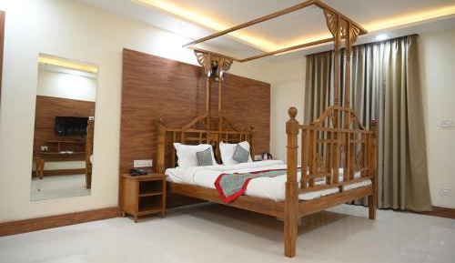 Deluxe King Room