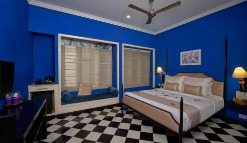 Boutique room