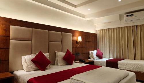  VIP 3 Bed AC Room