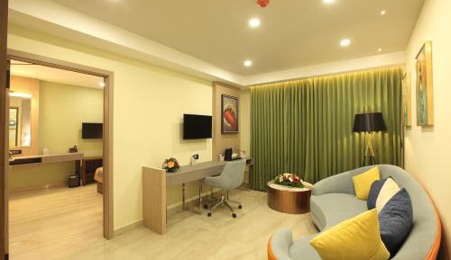 Deluxe King Suite