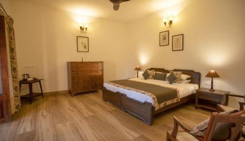 Double or Twin Room with Private Bathroom