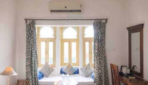 Super Deluxe Double Room
