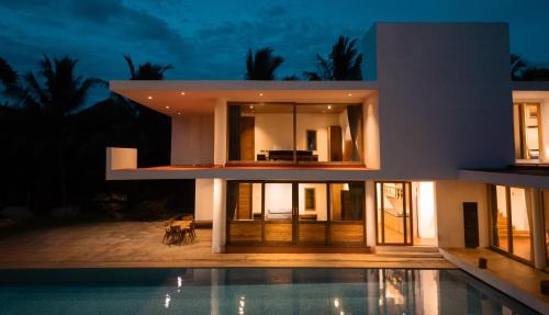 Double Room with Pool View