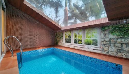 Honeymoon Suite with Private Pool and open Sky roof