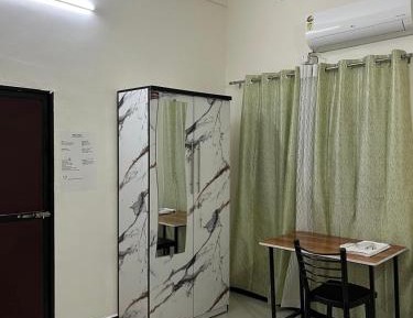 Deluxe Double Room (2 Adults + 1 Child)