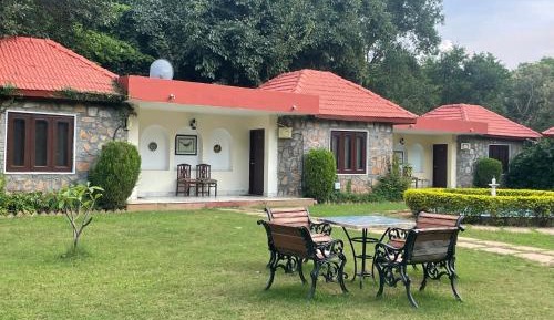 Deluxe Double or Twin Room with Garden View