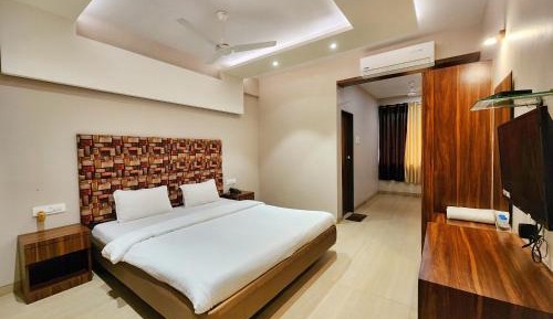 Double Room with Pool View