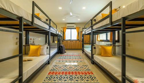 Deluxe 10 Bed Mixed Dorm
