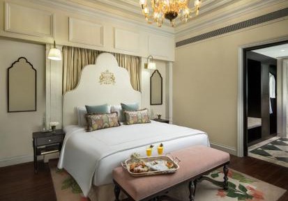 Luxury Villa with Plunge Pool | One-way Airport Transfer with 15% off on F&B, Spa & Laundry