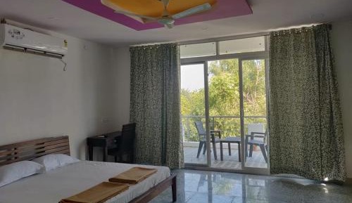 Deluxe Double Room with Bath