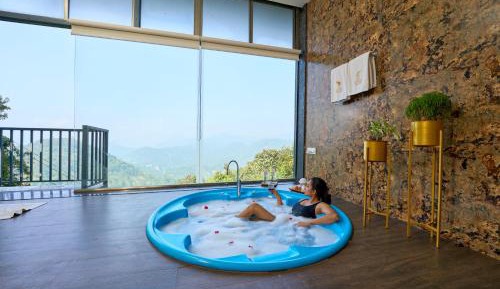 Valley View Jacuzzi Cottage with 10% discount on Spa, 20 % Discount On Lunch & Complimentary Tea & snacks