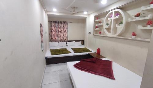 Deluxe Family Room