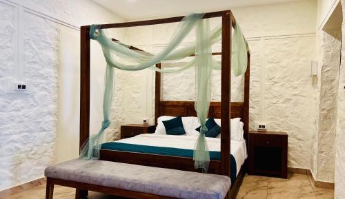 King Room with Pool View
