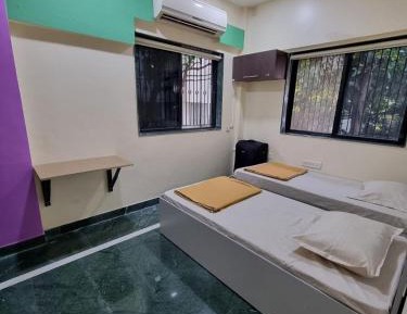 Twin Room with Private Bathroom