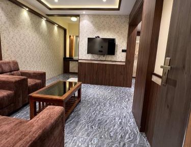 Deluxe Family Suite