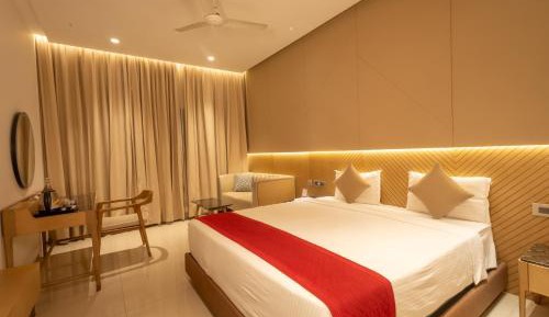 Deluxe King Room