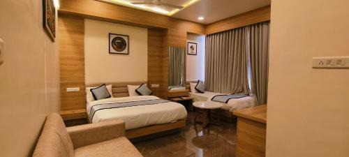Deluxe Triple Room