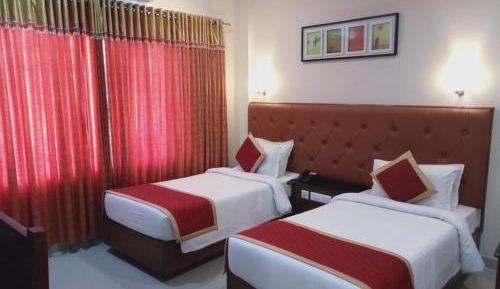 Deluxe Twin Bed Room