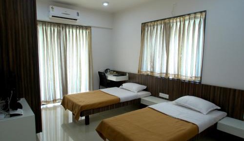 Double or Twin Room with Private External Bathroom