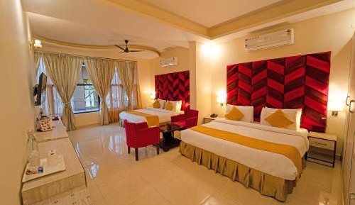 Family Suite With Ganga View