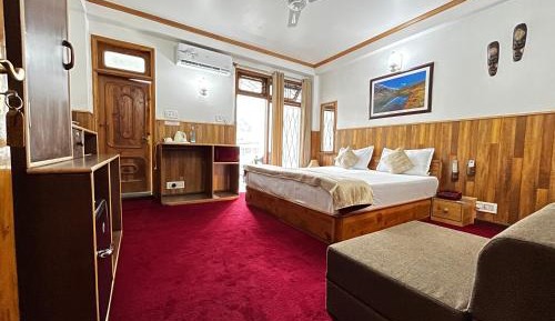 Superior King Room