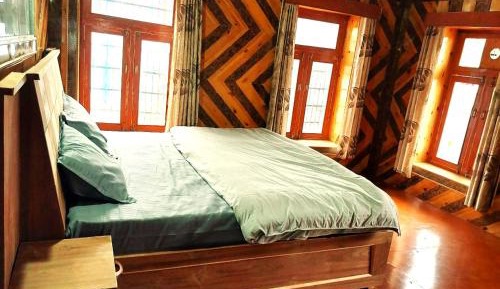 Double Room with Mountain View