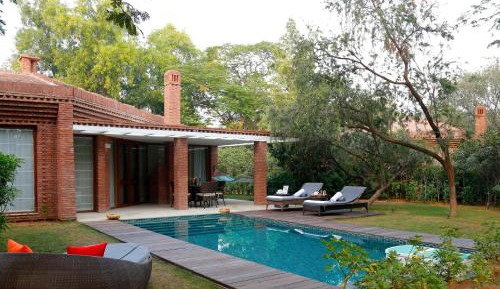 2 Bedrooms: 1 King Bed, 2 Queen Beds, Patio, Private Outdoor Pool, 2-Bedroom Villa