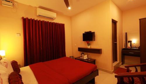 Standard Queen Room
