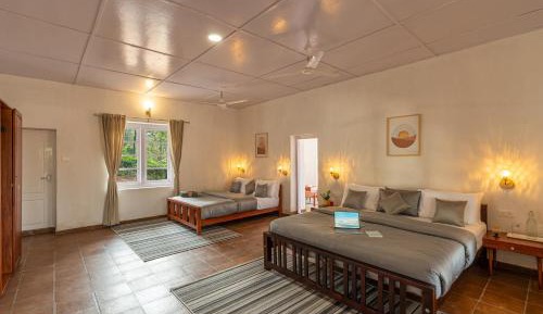 Deluxe Quadruple Room