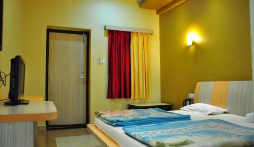 Basic Triple Room