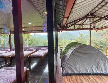 6-Bed Mixed Dormitory Room