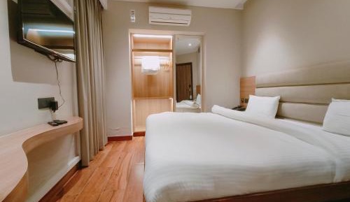 King Room with Balcony