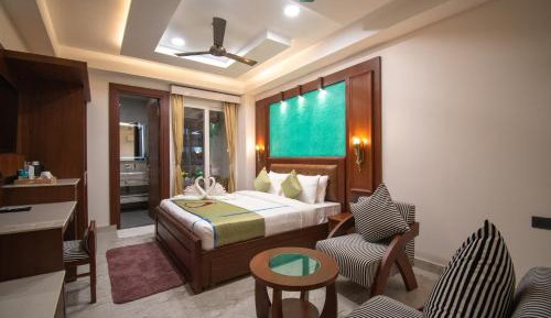 King Room with Balcony