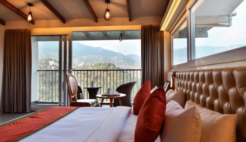 Deluxe King Room