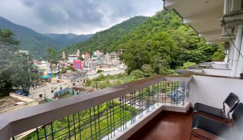 Double Room with Mountain View