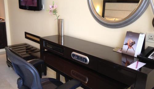 Premium Queen Bed