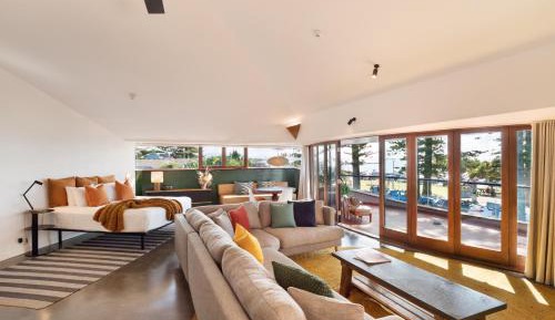 Penthouse Suite