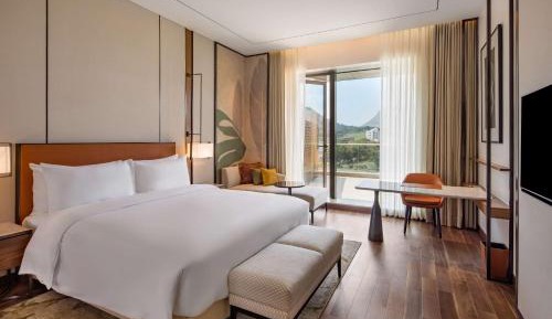 Deluxe Room with Balcony & 15% discount on Spa