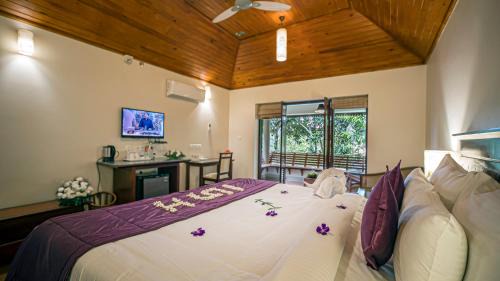 Patio  Room with 15% Discount of F&B; 15% Discount of Laundry; Complimentary 01 hour Cycling